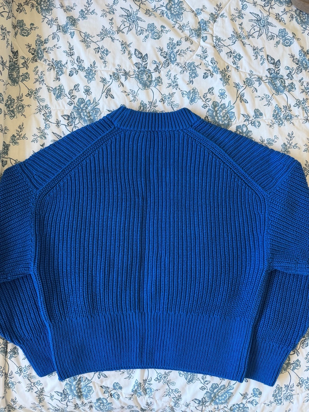 Everlane Organic Cotton Cropped Ribbed Crew Sweater - Picture 7 of 7
